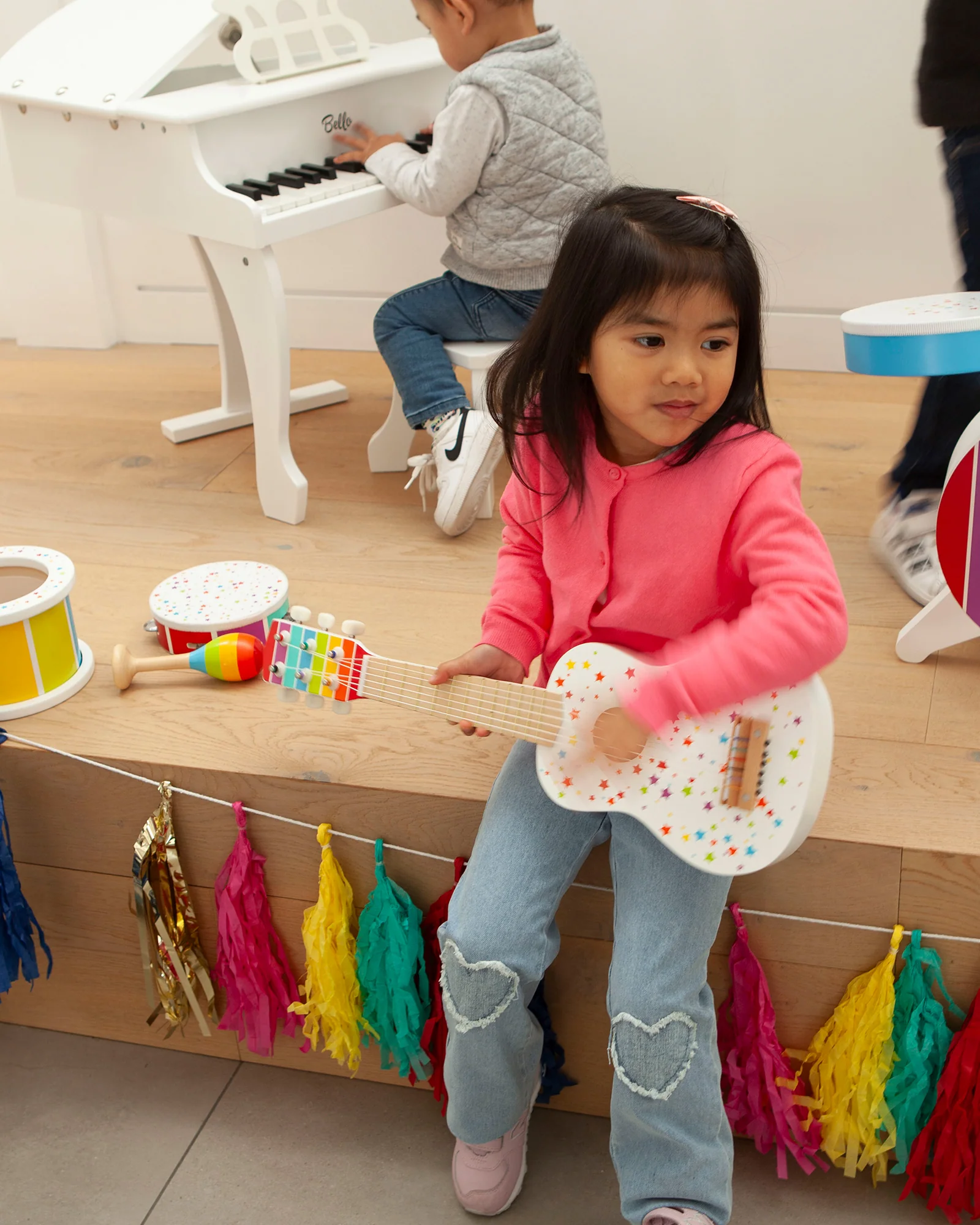 Carnival Guitar - Image 3