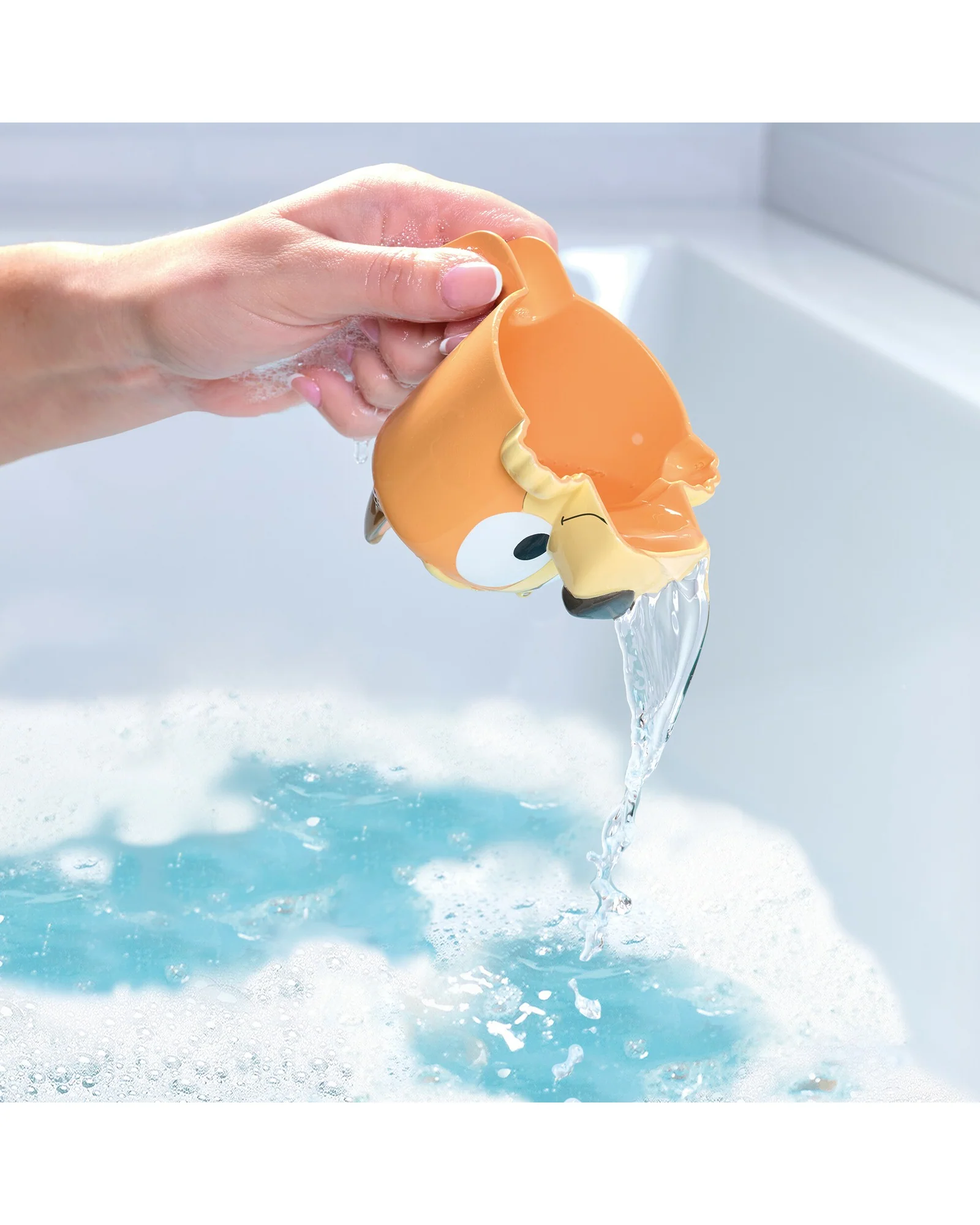 TOMY Blueys Family Pouring Cups - Image 5